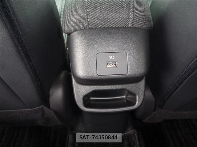 Nissan NOTE 2021-10 7797351-11