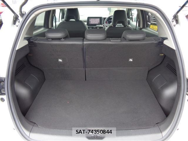 Nissan NOTE 2021-10 7797351-12
