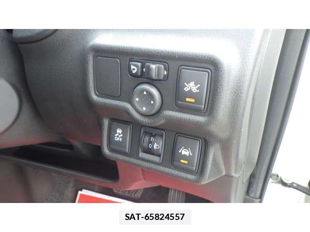 Nissan NOTE 2016-02 7797470-11