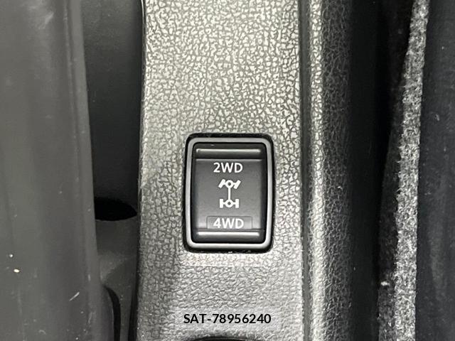 Nissan NOTE 2014-03 7797571-2