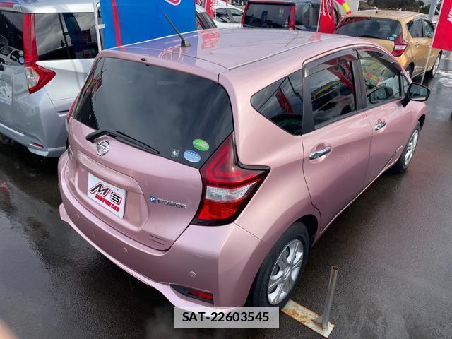 Nissan NOTE 2017-09 7801853-2