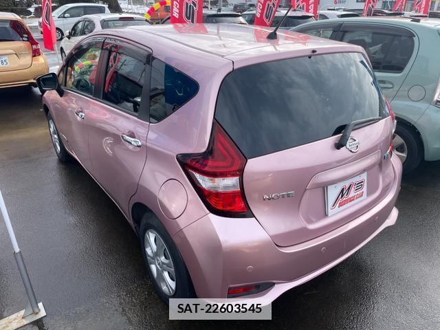 Nissan NOTE 2017-09 7801853-3
