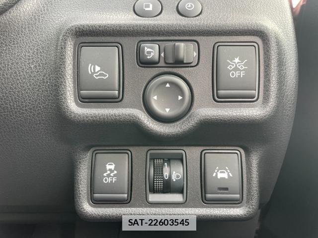 Nissan NOTE 2017-09 7801853-6