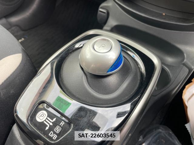Nissan NOTE 2017-09 7801853-7