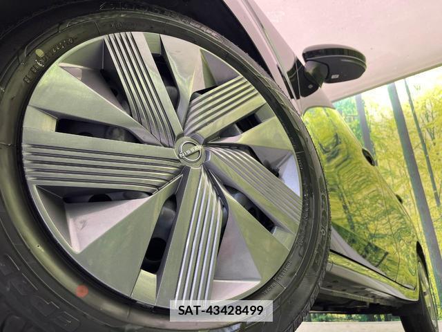 Nissan NOTE 2022-12 7802492-12