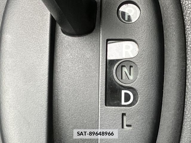 Nissan NOTE 2012-09 7803419-17