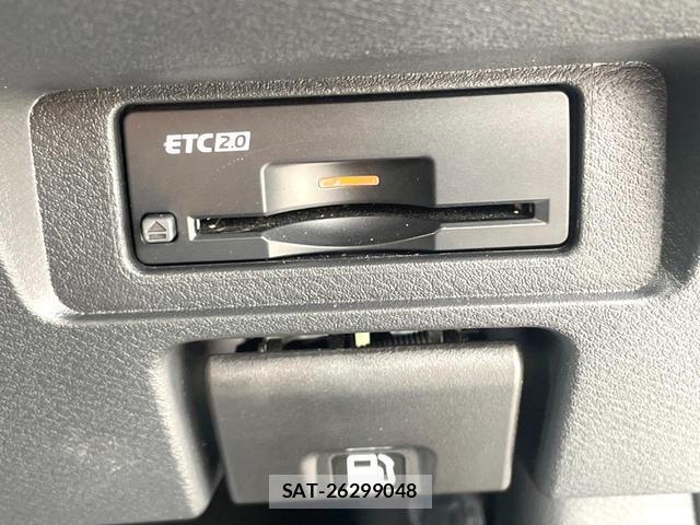 Nissan NOTE 2023-11 7804093-4