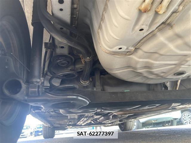 Nissan NOTE 2012-01 7804115-6