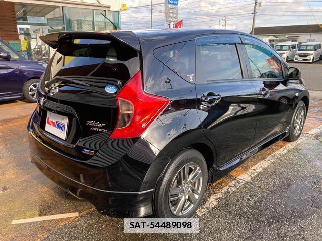 Nissan NOTE 2012-11 7804120-1