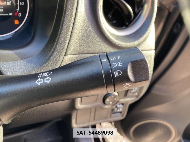 Nissan NOTE 2012-11 7804120-17