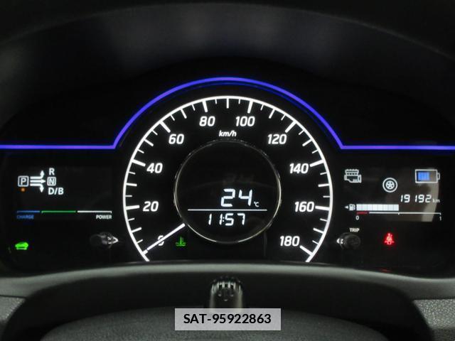 Nissan NOTE 2017-08 7804257-12