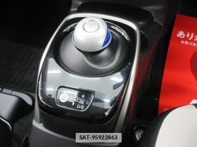 Nissan NOTE 2017-08 7804257-16
