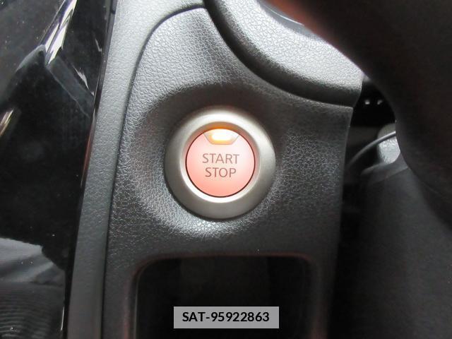 Nissan NOTE 2017-08 7804257-18