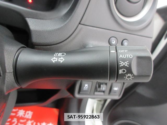 Nissan NOTE 2017-08 7804257-19