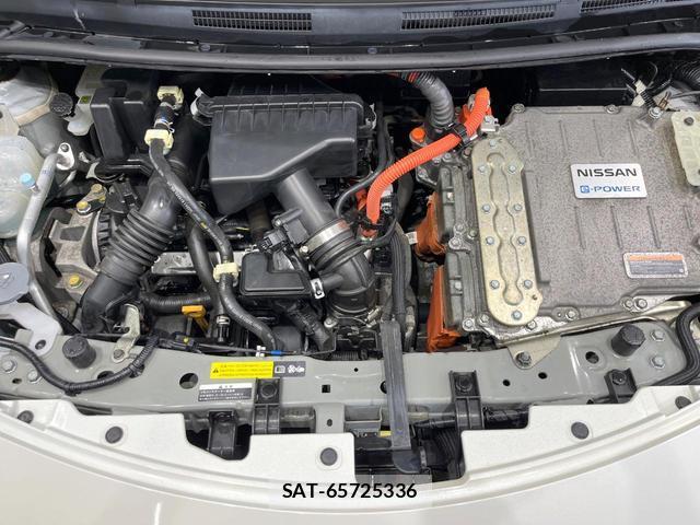 Nissan NOTE 2018-10 7804487-17