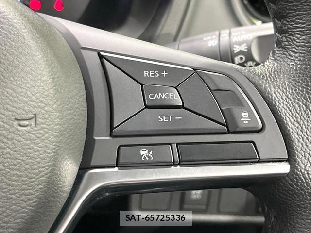 Nissan NOTE 2018-10 7804487-5