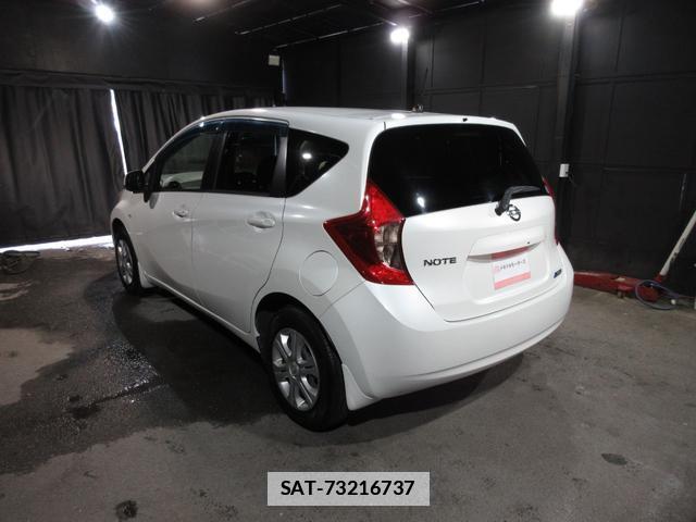Nissan NOTE 2013-12 7806157-4