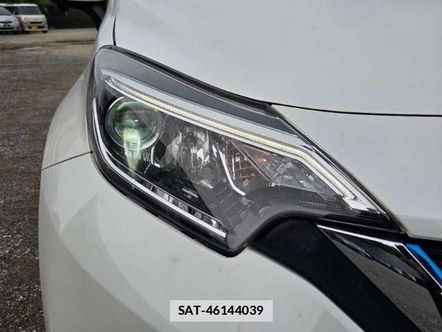 Nissan NOTE 2017-08 7808514-6