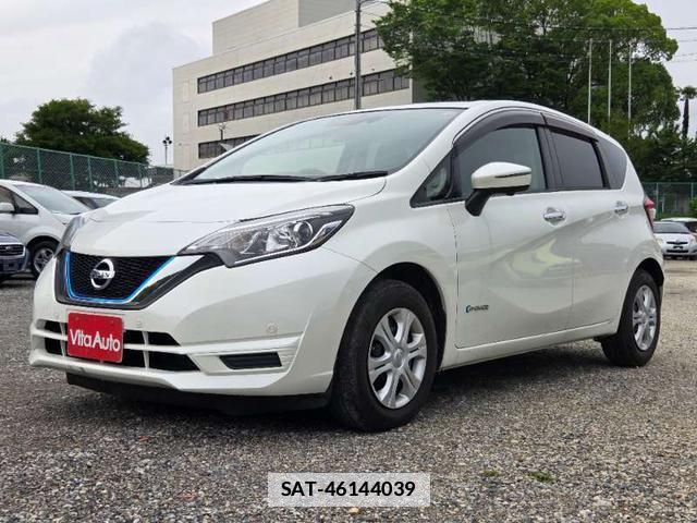 Nissan NOTE 2017-08 7808514-9