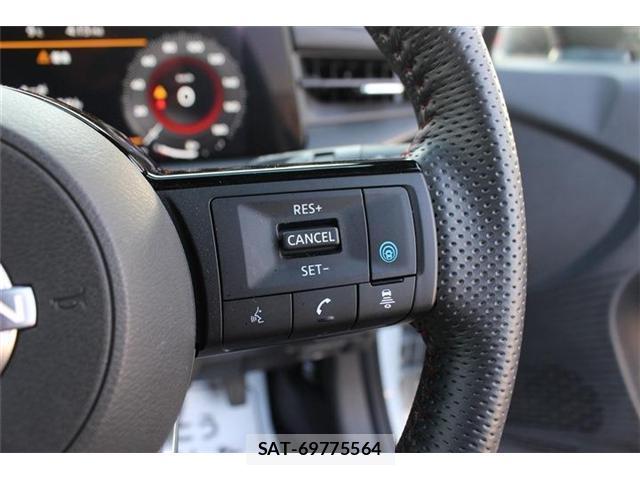 Nissan NOTE 2023-07 7809436-4