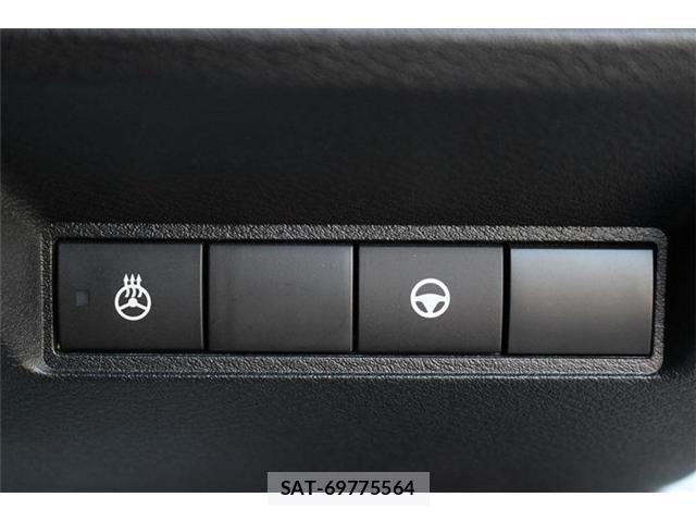 Nissan NOTE 2023-07 7809436-5