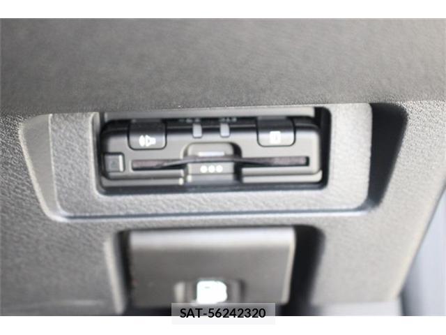 Nissan NOTE 2023-07 7809437-5