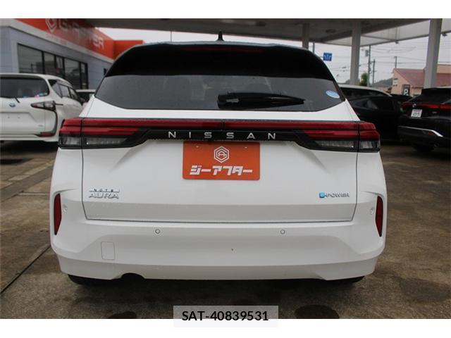 Nissan NOTE 2021-11 7809449-11