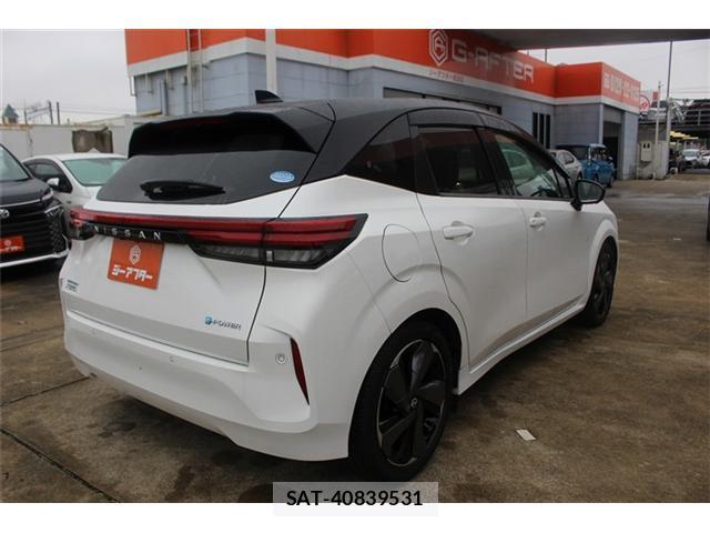 Nissan NOTE 2021-11 7809449-12
