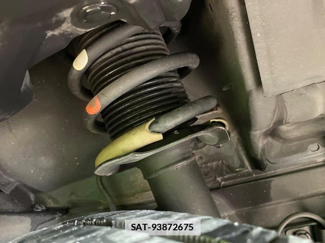 Nissan NOTE 2017-06 7809699-19