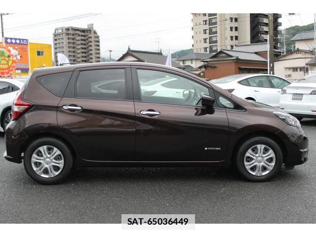 Nissan NOTE 2019-10 7809716-11