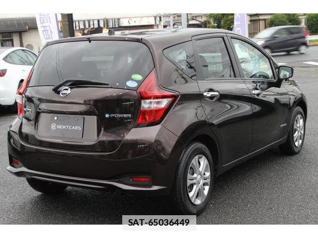 Nissan NOTE 2019-10 7809716-12