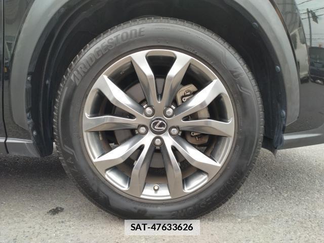 Lexus NX 2014-12 7793582-18