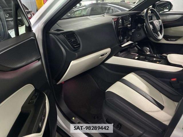 Lexus NX 2023-07 7793857-5