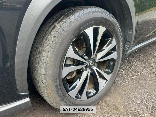 Lexus NX 2019-03 7794341-9