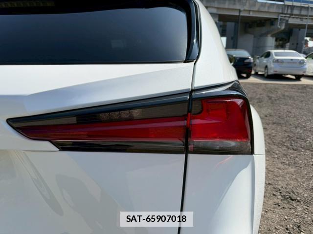 Lexus NX 2018-05 7794379-6