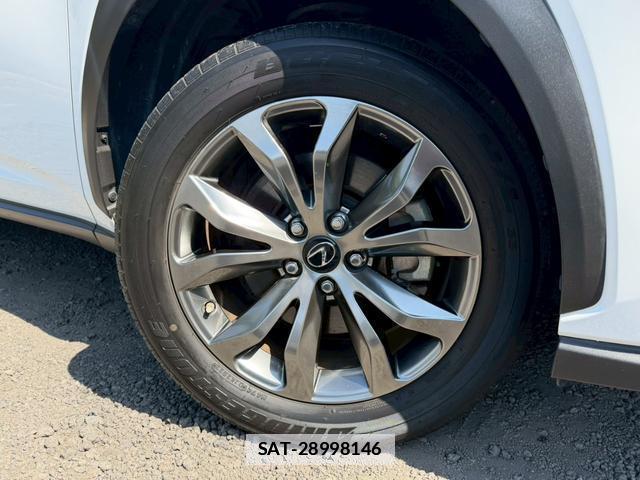 Lexus NX 2019-09 7794380-15