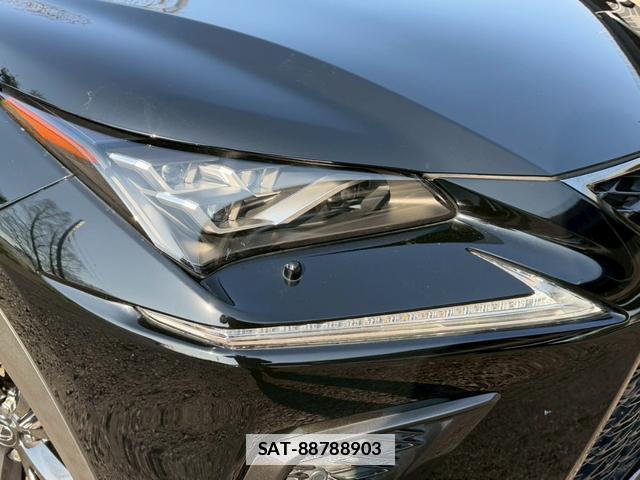 Lexus NX 2018-01 7794391-12
