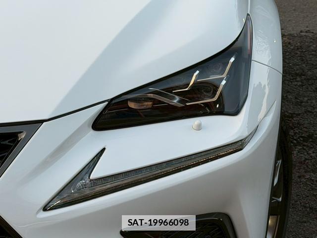 Lexus NX 2019-02 7794393-4
