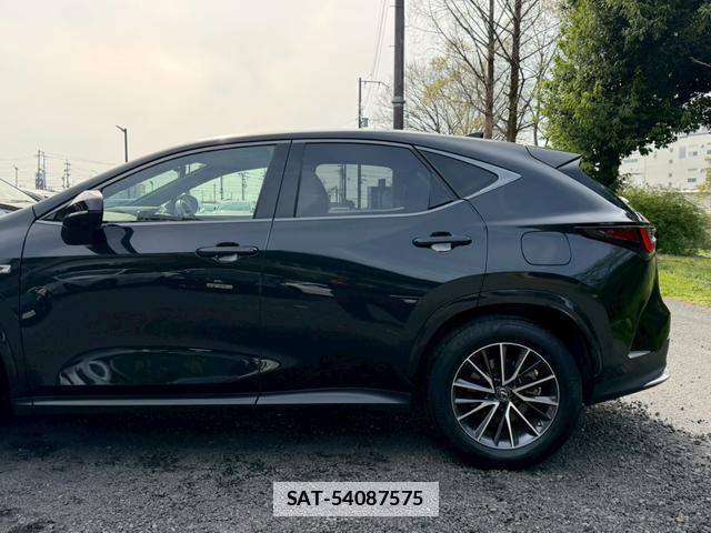 Lexus NX 2022-02 7794401-1