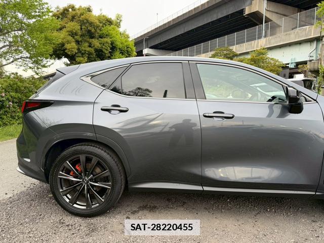 Lexus NX 2023-10 7794410-14