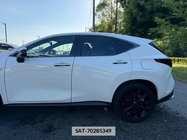 Lexus NX 2023-02 7794443-10