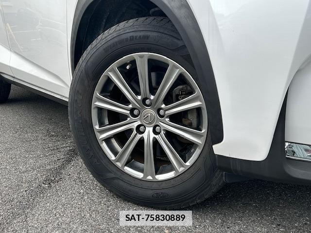 Lexus NX 2014-11 7795943-7