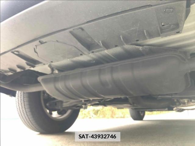 Lexus NX 2021-03 7796211-18