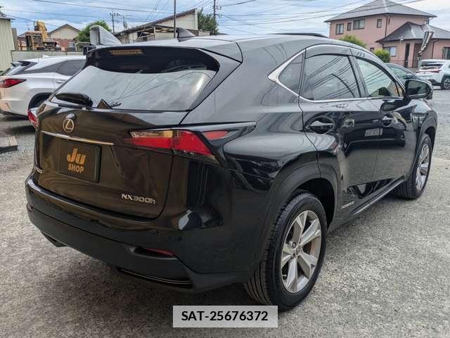 Lexus NX 2015-10 7798706-1