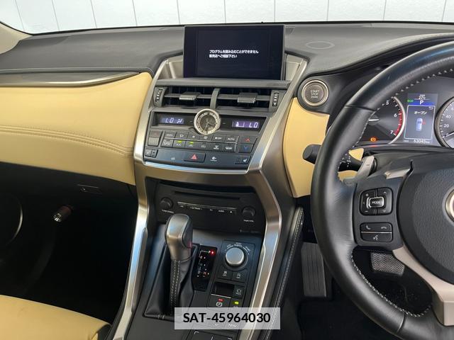 Lexus NX 2014-09 7801895-8