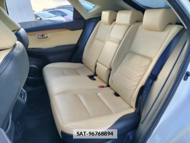 Lexus NX 2016-08 7802361-10