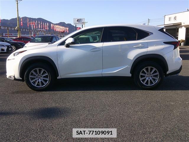 Lexus NX 2016-08 7802926-8