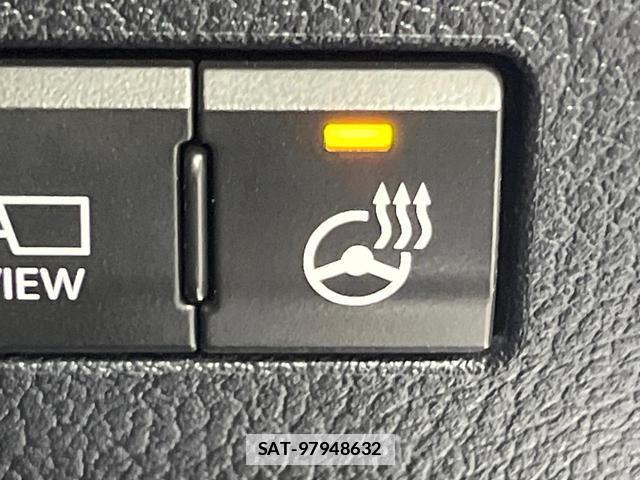 Lexus NX 2015-12 7803729-5