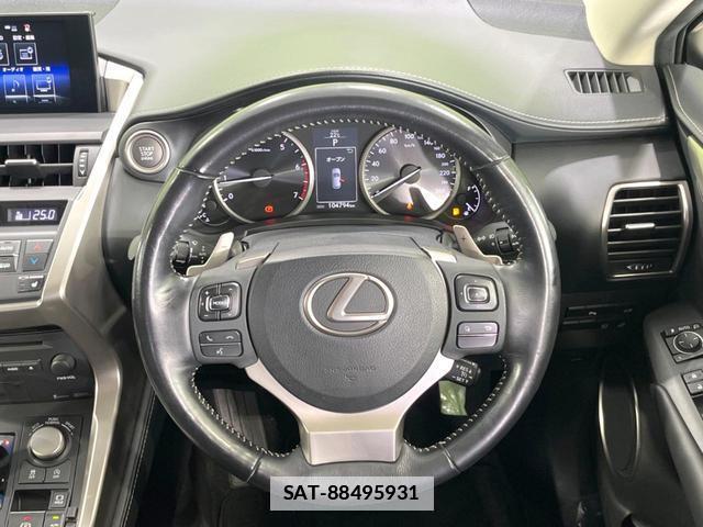 Lexus NX 2015-06 7803948-10