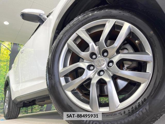 Lexus NX 2015-06 7803948-12